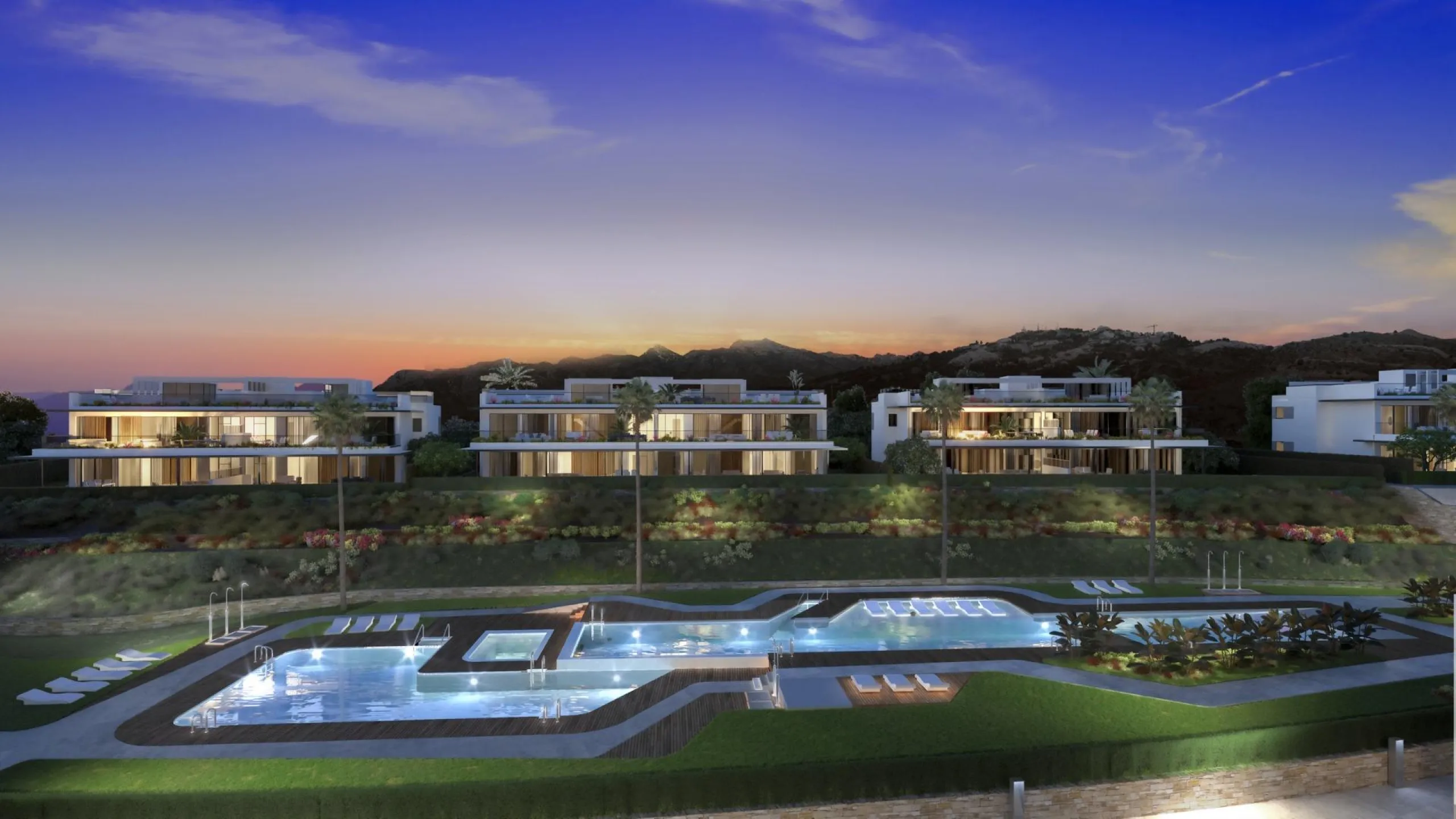 Gated frontline golf development, on gentle hills in the outskirts of Marbella. 3 and 4 bedroom homes with large windows, and living room and kitchen integrated into an open-plan space that allows you to take advantage of natural light at every moment of 