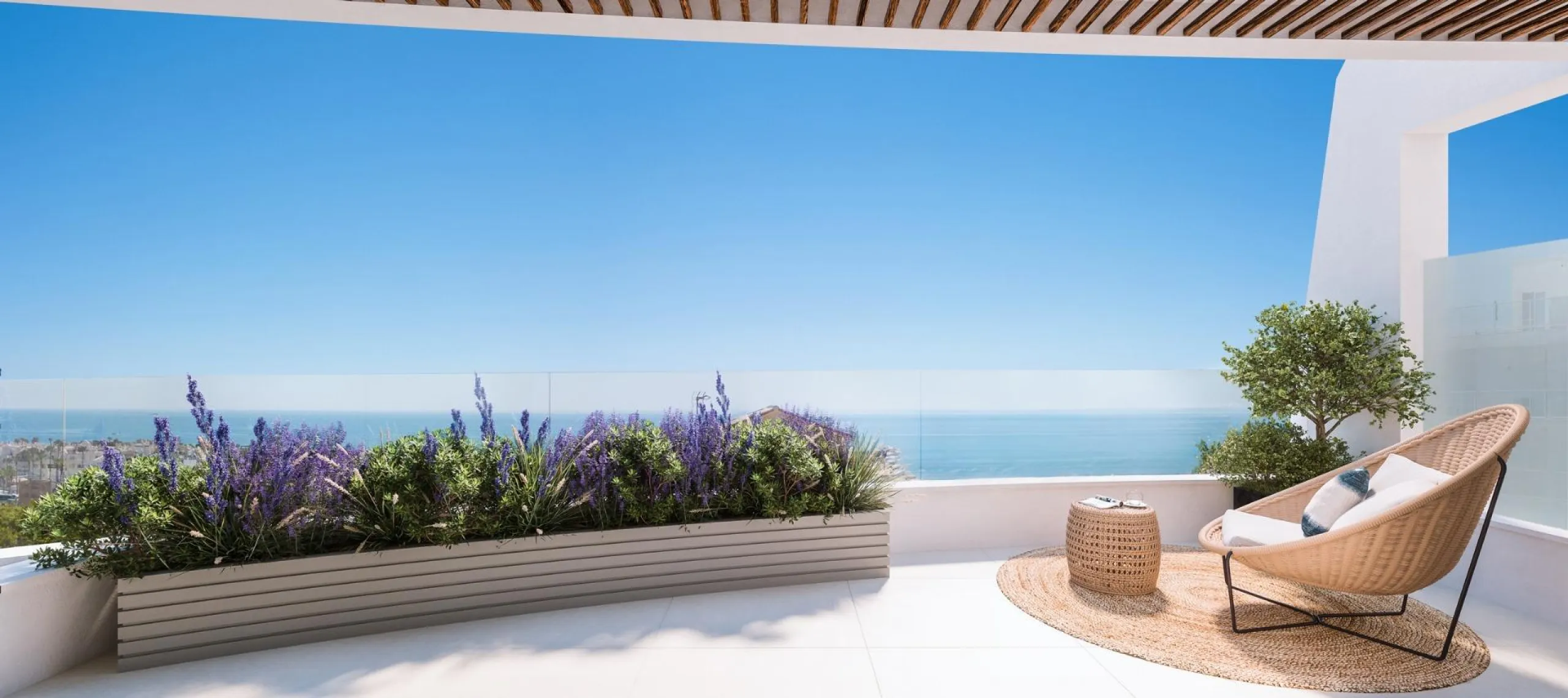 NEW BUILD RESIDENTIAL COMPLEX WITH SEA VIEW IN BENALMADENA& & New Build residential complex in Benalmadena.& & Modern residedential of 33 luxurious 1, 2 and 3 bedrooms apartments inspired by the shape of a ship. Its undulating façade is remini