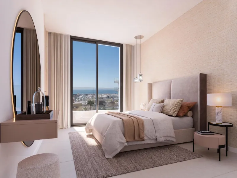 NEW BUILD RESIDENTIAL COMPLEX WITH SEA VIEW IN BENALMADENA& & New Build residential complex in Benalmadena.& & Modern residedential of 33 luxurious 1, 2 and 3 bedrooms apartments inspired by the shape of a ship. Its undulating façade is remini