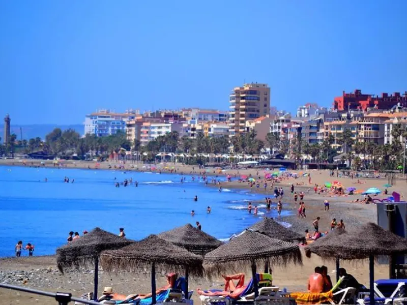 NEW BUILD RESIDENTIAL COMPLEX IN ESTEPONA& & New Build residential complex is the great opportunity for those who want it all. This magnificent development, located 5 minutes from the center of Estepona and La Rada beach, is perfect for those lookin