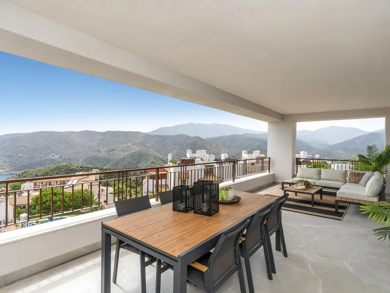 NEW BUILD RESIDENTIAL COMPLEX IN ISTAN, NEAR MARBELLA& & New Build development in the Sierra de las Nieves, close to the Sierra Blanca Country Club resort, in an area of exceptional natural beauty with hundred-year-old forests and panoramic views of