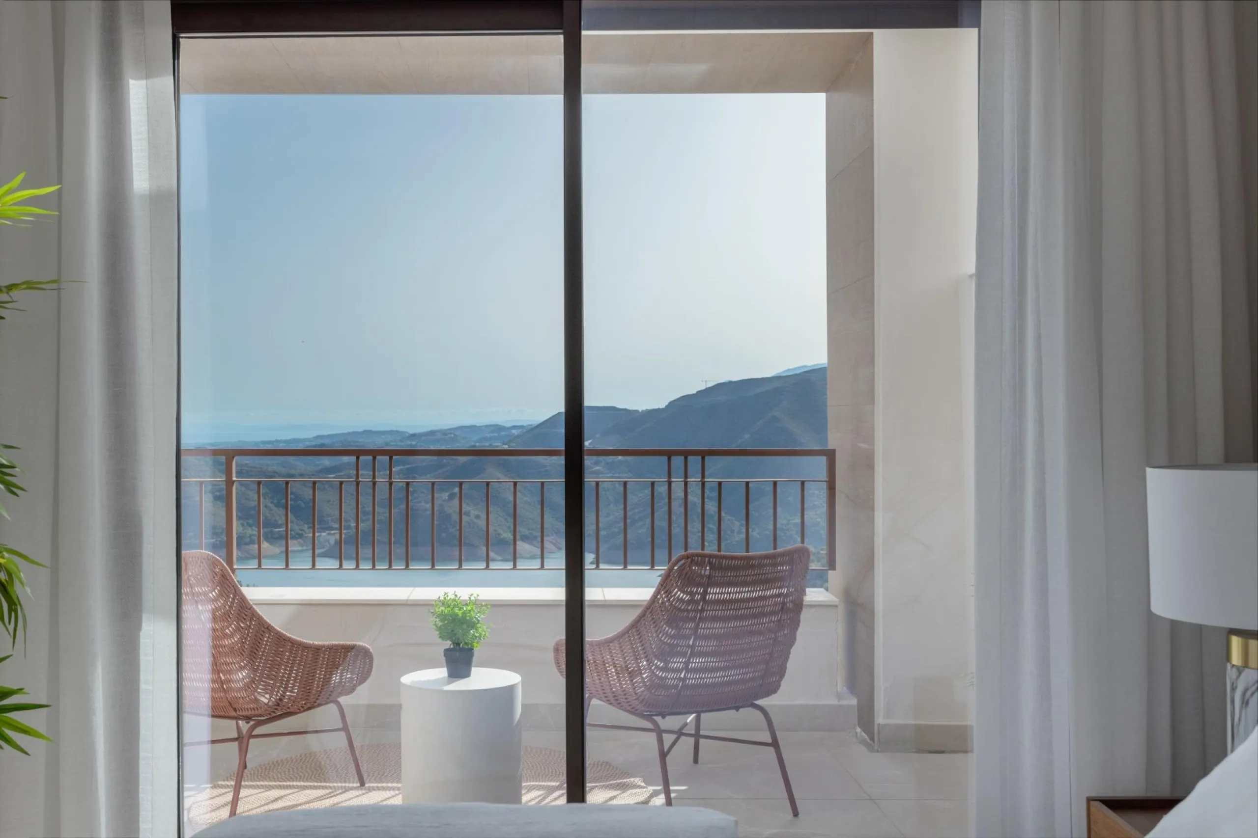 NEW BUILD TOWNHOUSES IN ISTAN, NEAR MARBELLA& & New development in the Sierra de las Nieves, close to the Sierra Blanca Country Club resort, in an area of exceptional natural beauty with hundred-year-old forests and panoramic views of Marbella Bay a