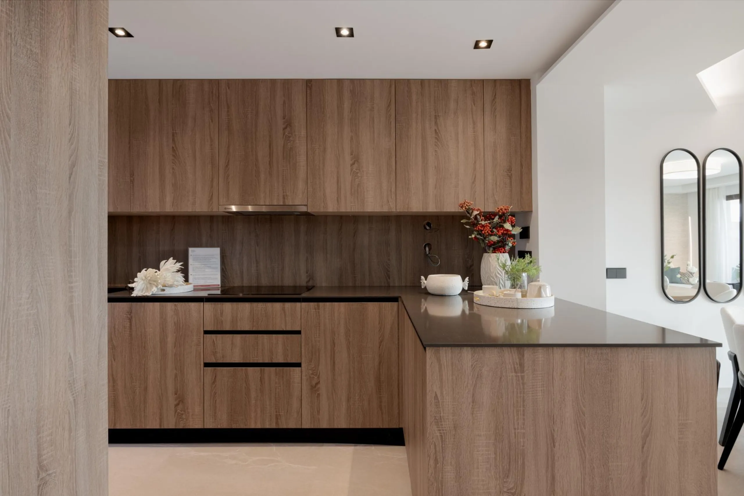 NEW BUILD TOWNHOUSES IN ISTAN, NEAR MARBELLA& & New development in the Sierra de las Nieves, close to the Sierra Blanca Country Club resort, in an area of exceptional natural beauty with hundred-year-old forests and panoramic views of Marbella Bay a