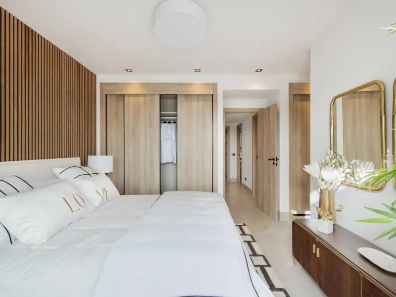 NEW BUILD TOWNHOUSES IN ISTAN, NEAR MARBELLA& & New development in the Sierra de las Nieves, close to the Sierra Blanca Country Club resort, in an area of exceptional natural beauty with hundred-year-old forests and panoramic views of Marbella Bay a