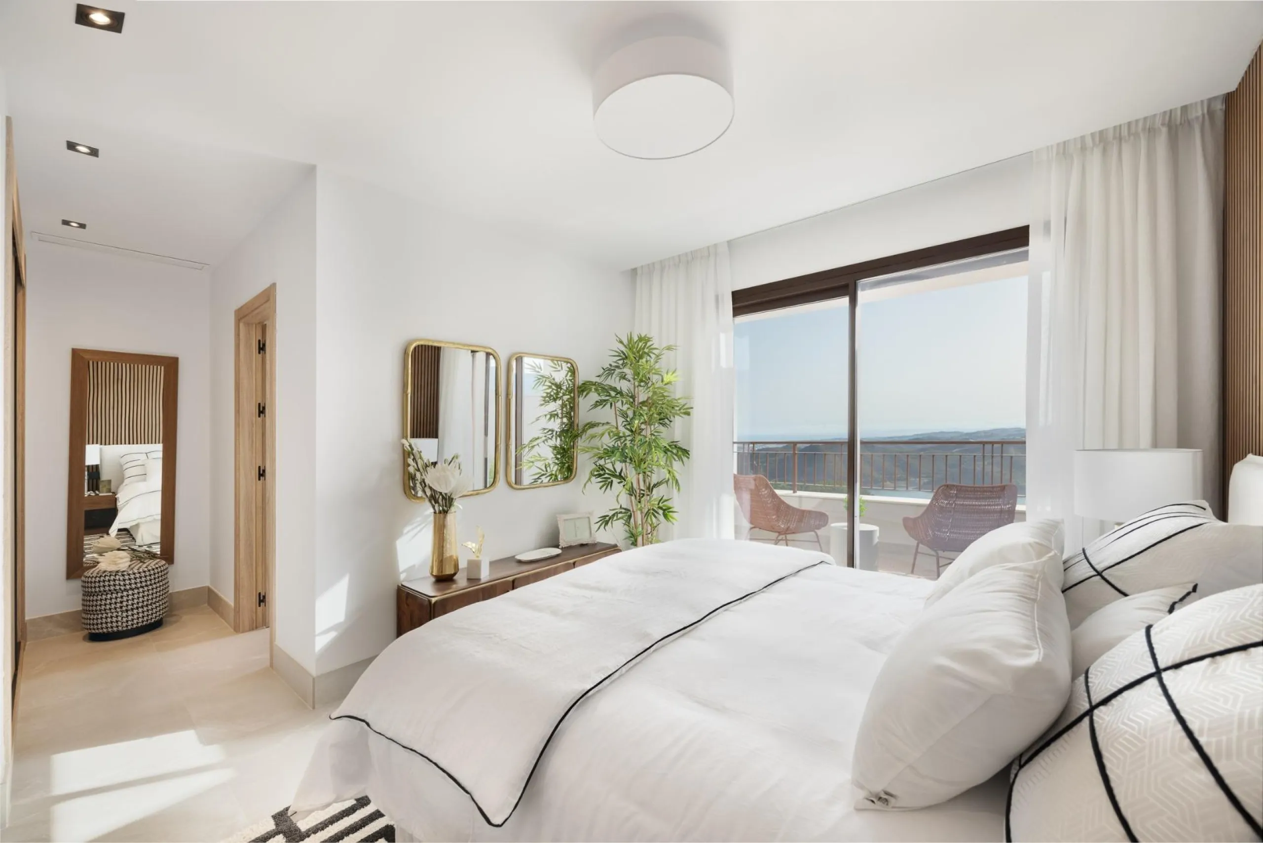 NEW BUILD TOWNHOUSES IN ISTAN, NEAR MARBELLA& & New development in the Sierra de las Nieves, close to the Sierra Blanca Country Club resort, in an area of exceptional natural beauty with hundred-year-old forests and panoramic views of Marbella Bay a