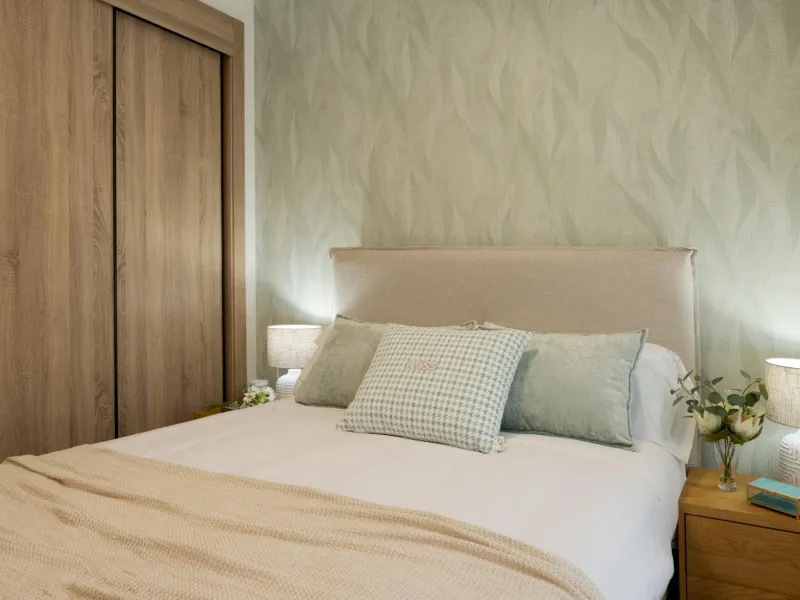 NEW BUILD TOWNHOUSES IN ISTAN, NEAR MARBELLA& & New development in the Sierra de las Nieves, close to the Sierra Blanca Country Club resort, in an area of exceptional natural beauty with hundred-year-old forests and panoramic views of Marbella Bay a