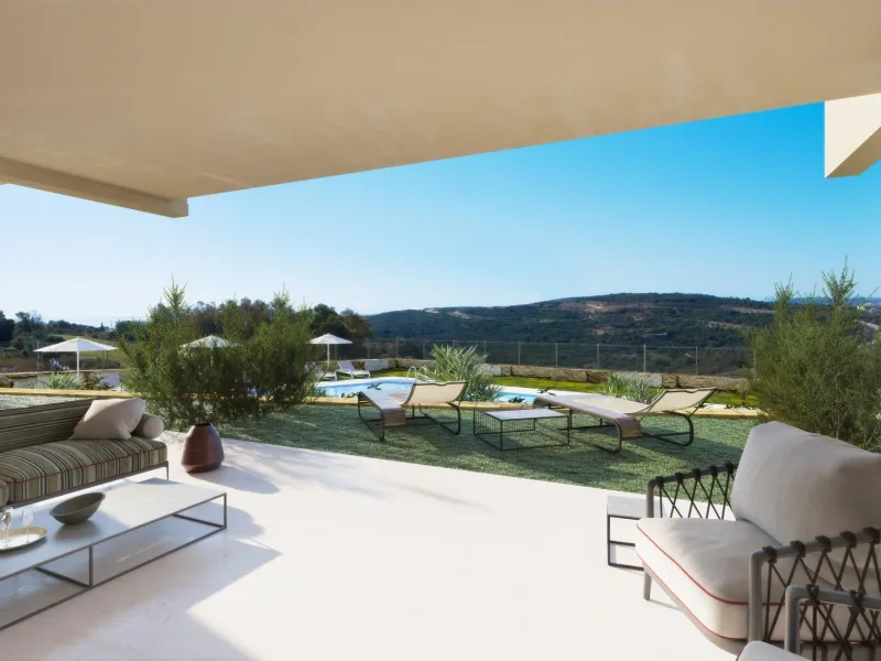 NEW BUILD RESIDENTIAL COMPLEX AT ESTEPONA GOLF& & New development at Estepona Golf, at the heart of the Costa del Sol, with bright, spacious homes overlooking the golf course.& & New Build residential complex enjoys panoramic views over the go