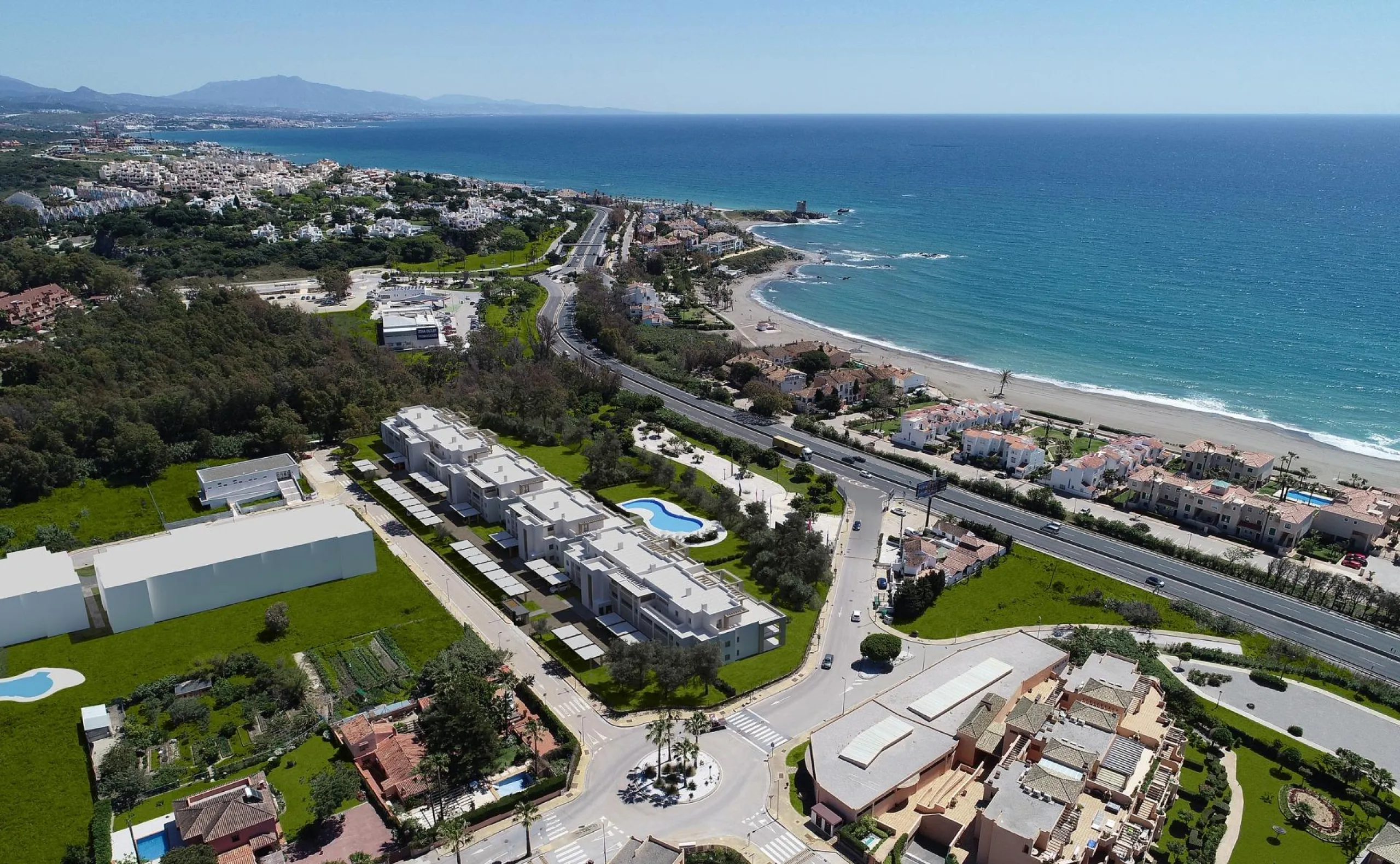 NEW BUILD RESIDENTIAL COMPLEX IN CASARES& & New Build gated residential complex of 58 apartments with 2 or 3 bedrooms, distributed over 4 buildings which offer ground-floor homes with private gardens, and are crowned by the exclusive 3-bedroom penth