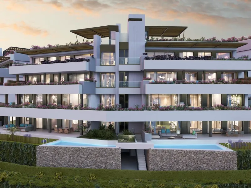 EXCLUSIVE URBANISATION WITH SEA VIEWS ON THE COSTA DEL SOL& & Development of 56 exclusive 3 and 4 bedroom homes with panoramic sea views, distributed in 7 blocks with only 2 homes per floor, which further increases their exclusivity. Fully equipped 