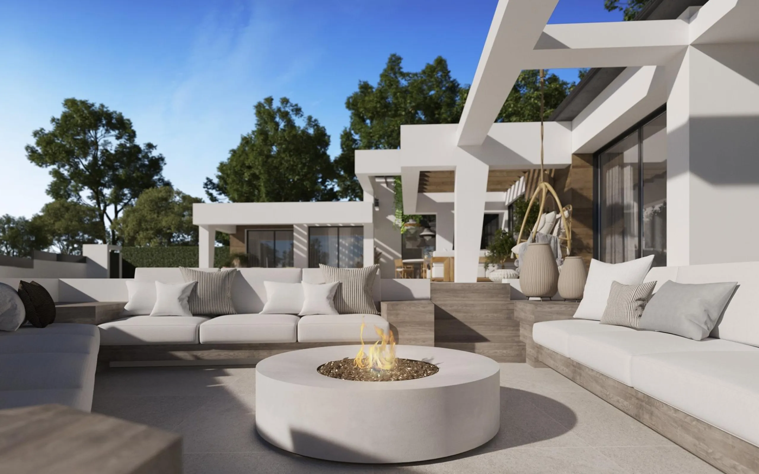 EXCLUSIVE LUXURY VILLA ON THE COSTA DEL SOL& & Three unique villas built on a single floor, each with its own landscaped garden and ecological vegetable garden of 36 m2. Spacious terraces, garden areas with lawns with automatic irrigation with diffu