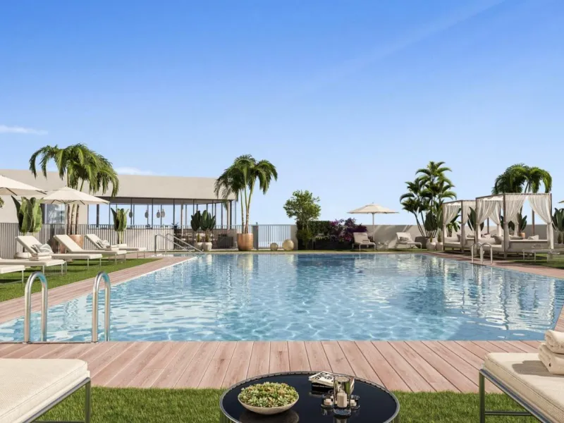 AMAZING RESIDENTIAL COMPLEX IN MARBELLA& & Modern private residential complex consisting of 57 homes, with fantastic 1, 2 and 3 bedroom flats, and incredible ground floor and penthouses with large terraces and an incredible integrated jacuzzi. Brigh
