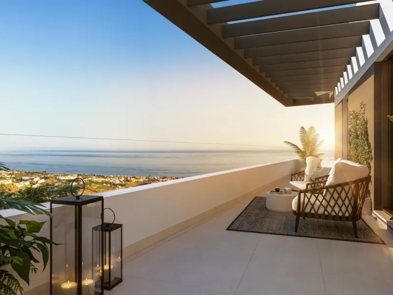 EXCLUSIVE HOMES WITH SEA VIEWS ON THE COSTA DEL SOL& & Exclusive 2 and 3 bedroom homes, including ground floor apartments with private garden and penthouses with panoramic solarium, from where you can enjoy privileged views of the sea and the bay. A