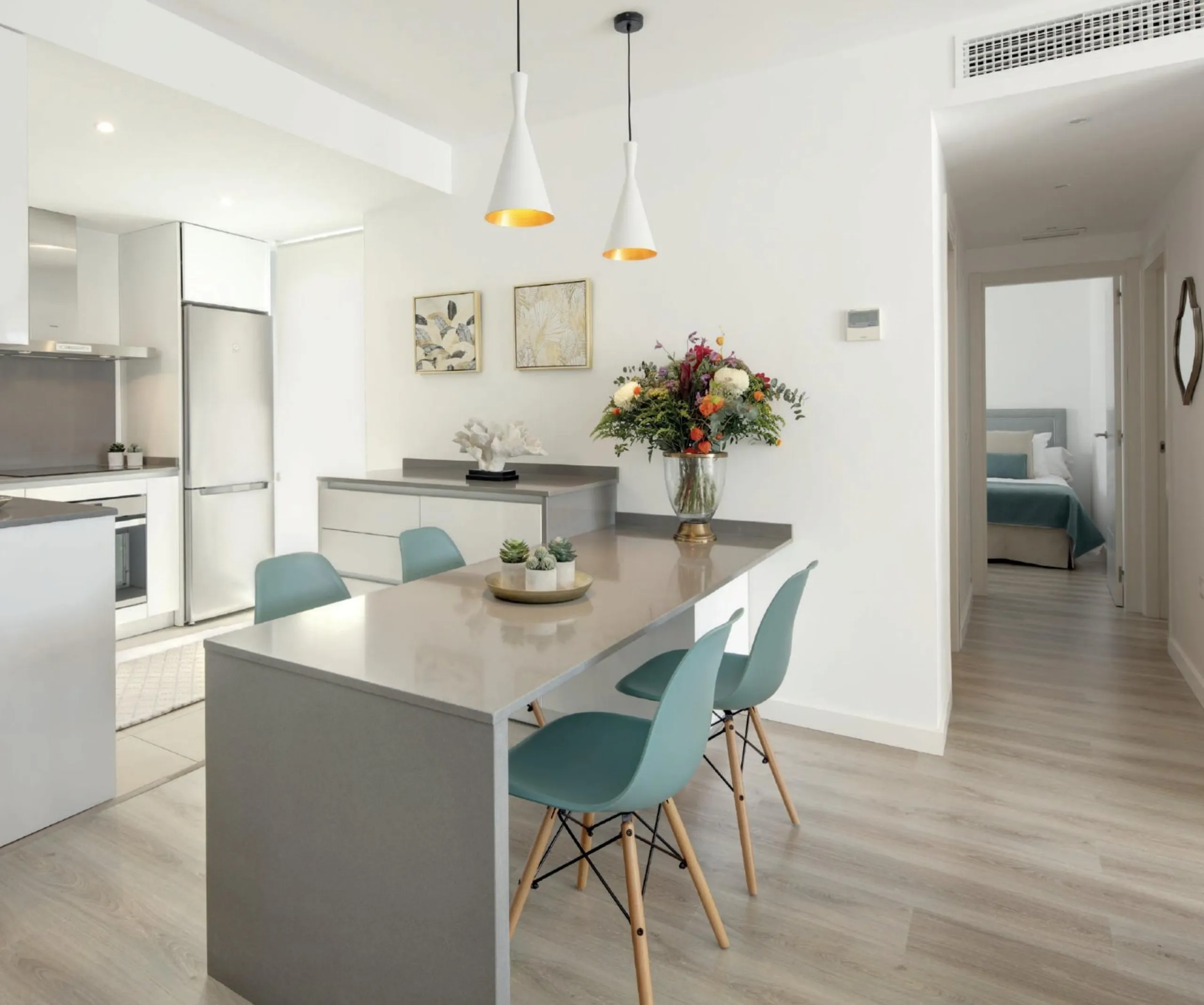 NEW BUILD APARTMENTS IN NUEVA ANDALUCIA& & New Build residential of apartments located in Nueva Andalucía, just a few minutes from Puerto Banús and San Pedro Alcántara, Marbella.& & A magnificent building with a modern style and avant-garde ar