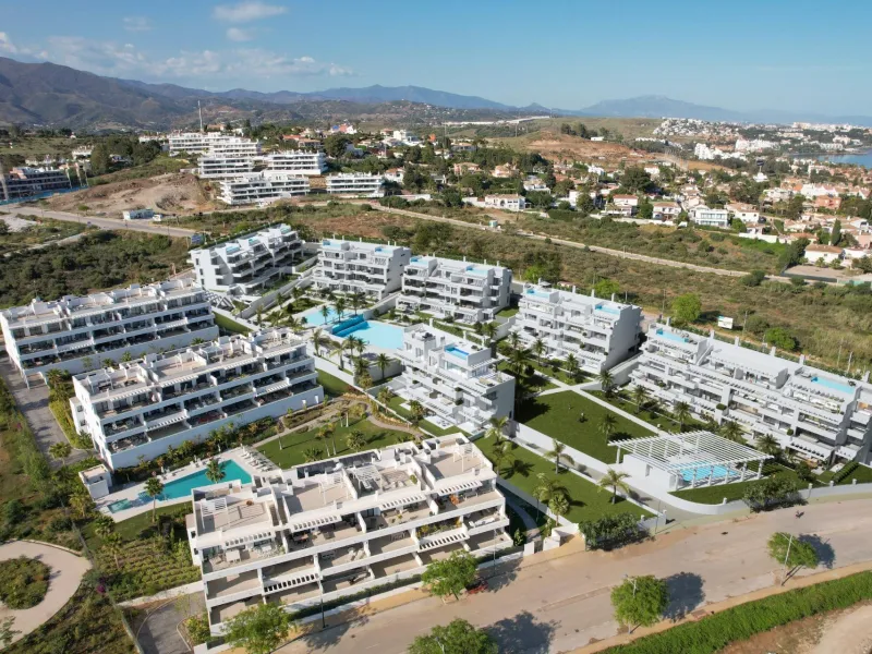 NEW BUILD RESIDENTIAL COMPLEX IN LA GASPARA, ESTEPONA& & New Build an iconic development of 67 modern apartments and penthouses in La Gaspara, in authentic Estepona, one of the most beautiful and desirable places on the Costa del Sol.& &  Beca