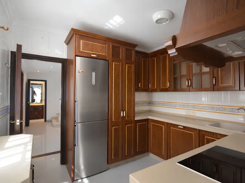We are pleased to present this fantastic property located in the exclusive and quiet area of Pueblo López, one of the most sought-after neighborhoods in Fuengirola, within walking distance of all amenities, shops, and services.