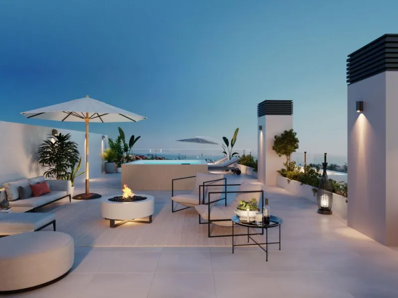 NEW BUILD RESIDENTIAL IN ESTEPONA& & New Build residential complex of 121 apartments and penthouses with 1, 2, 3 and 4 bedrooms in Estepona.& & Each property comes with garage and storage room.& & New Build development has exclusive gard