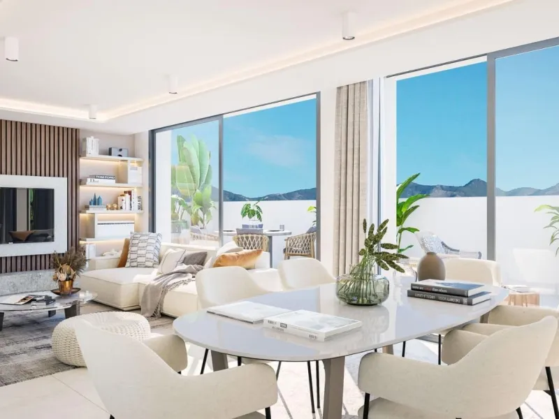 NEW BUILD RESIDENTIAL COMPLEX IN FUENGIROLA& & New build development, just a few metres from the beach, in the most exclusive area of Fuengirola city centre.& & Reidential complex is an exclusive development of 116 new build apartments in the 