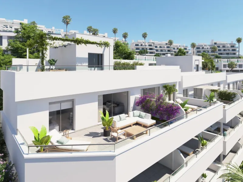 NEW BUILD RESIDENTIAL COMPLEX NEAR ESTEPONA& & New Build an exclusive development of apartments and townhouses located in the privileged setting of Estepona's Golden Mile.& & Modern properties with 2 and 3 bedrooms enjoy spacious southwest fac