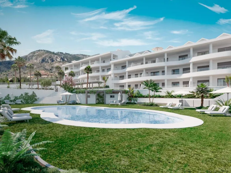NEW BUILD RESIDENTIAL COMPLEX WITH SEA VIEW IN BENALMADENA& & New Build residential complex of apartments and penthouses in Benalmadena.& Beautiful apartments with 3 and 4 bedrooms, open plan fully equipped kitchen and living area, large terraces