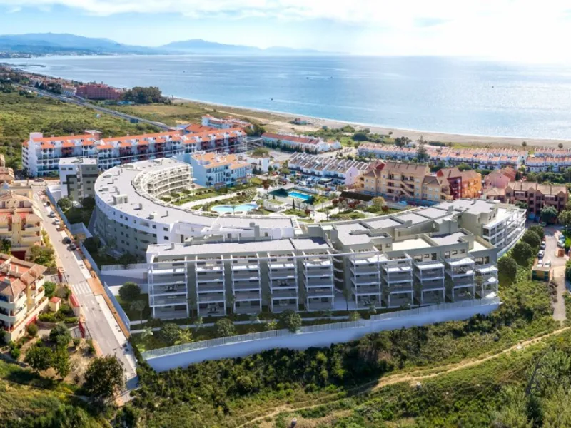NEW BUILD RESIDENTIAL COMPLEX OF APARTMENTS IN MANILVA& & New Build residential complex located in Manilva where you will be surrounded by what really matters: nature, the sea and your loved ones, thanks to the tranquillity of living away from an el
