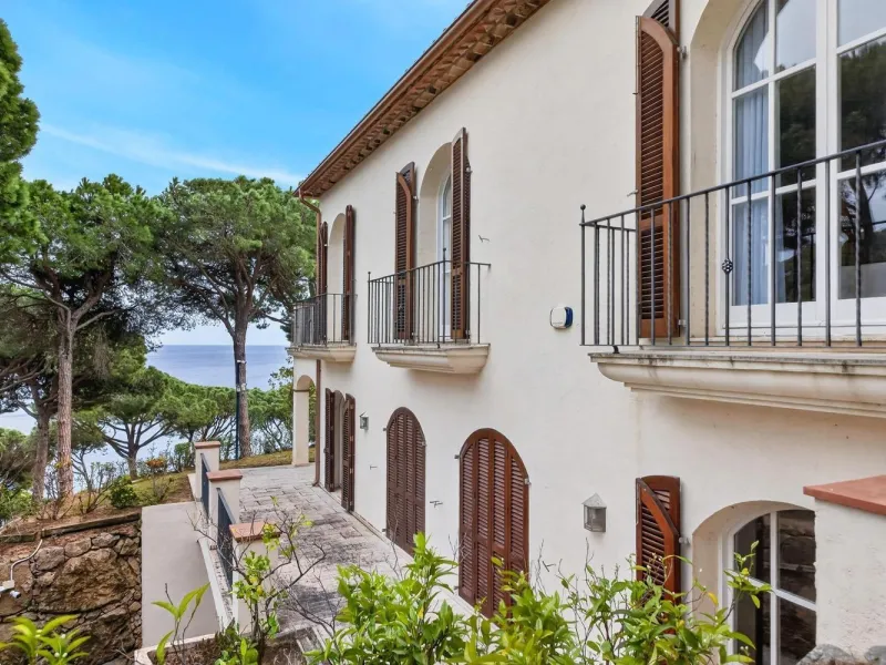 Exclusive sea view villa in Punta Brava, Costa Brava