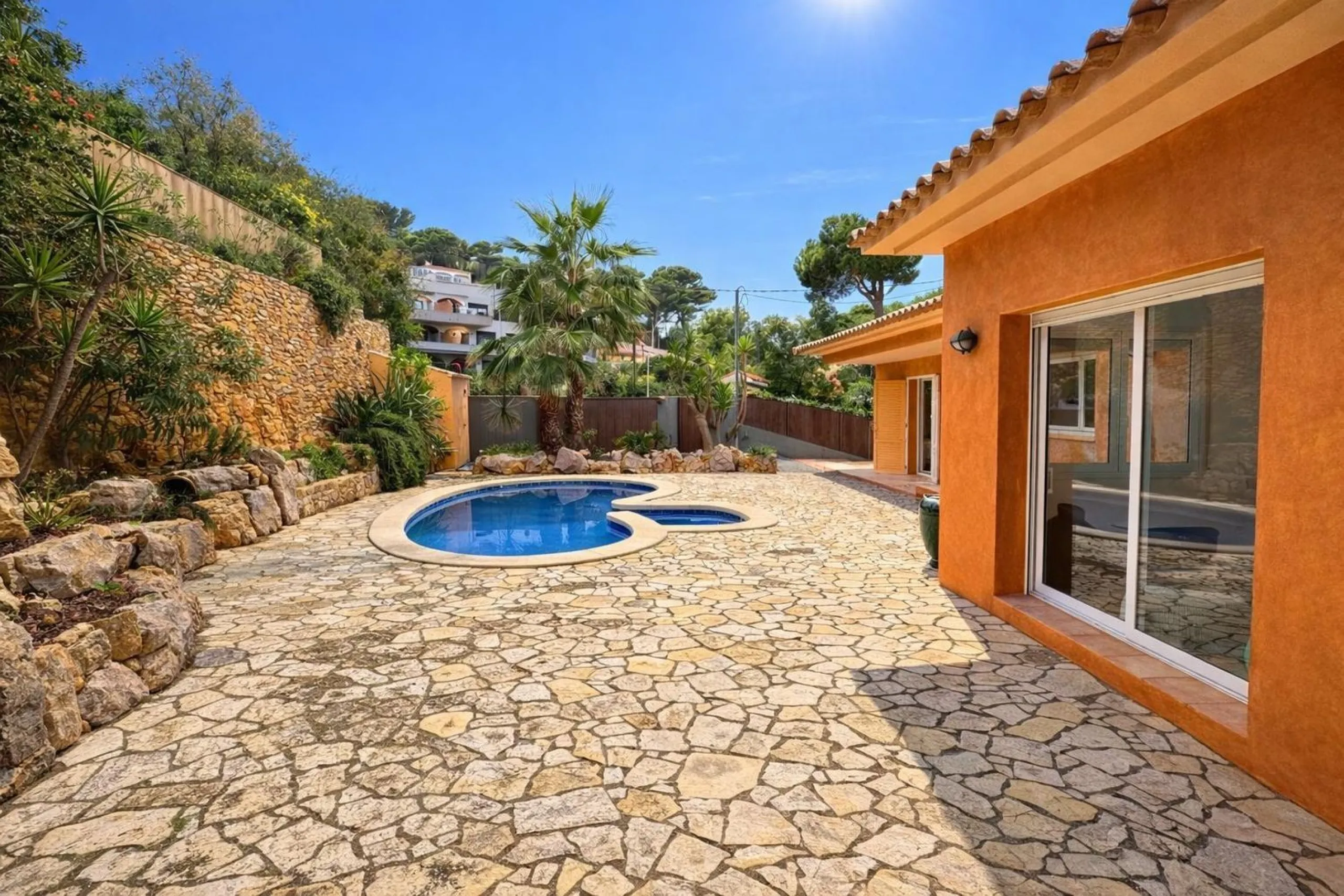 Detached frontline sea villa between Pals and Begur, Costa Brava