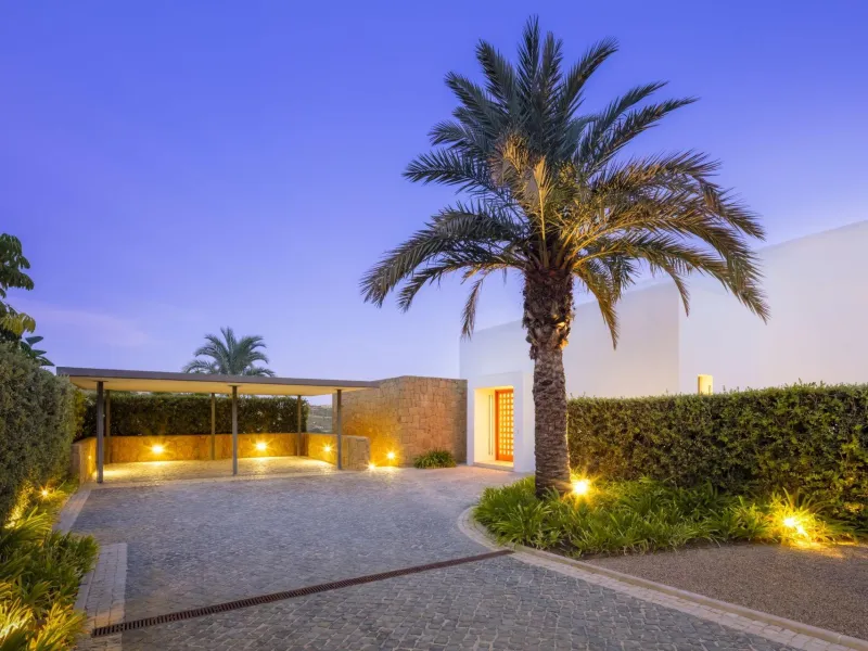 NEW BUILD EXCLUSIVE LUXURY VILLA AT FINCA CORTESÍN, CASARES& & Nestled within the enclave in the Finca Cortesin resort, this New Build villa exudes the charm of Ibiza-style residences. & The white structure, adorned with traditional Mediterranean