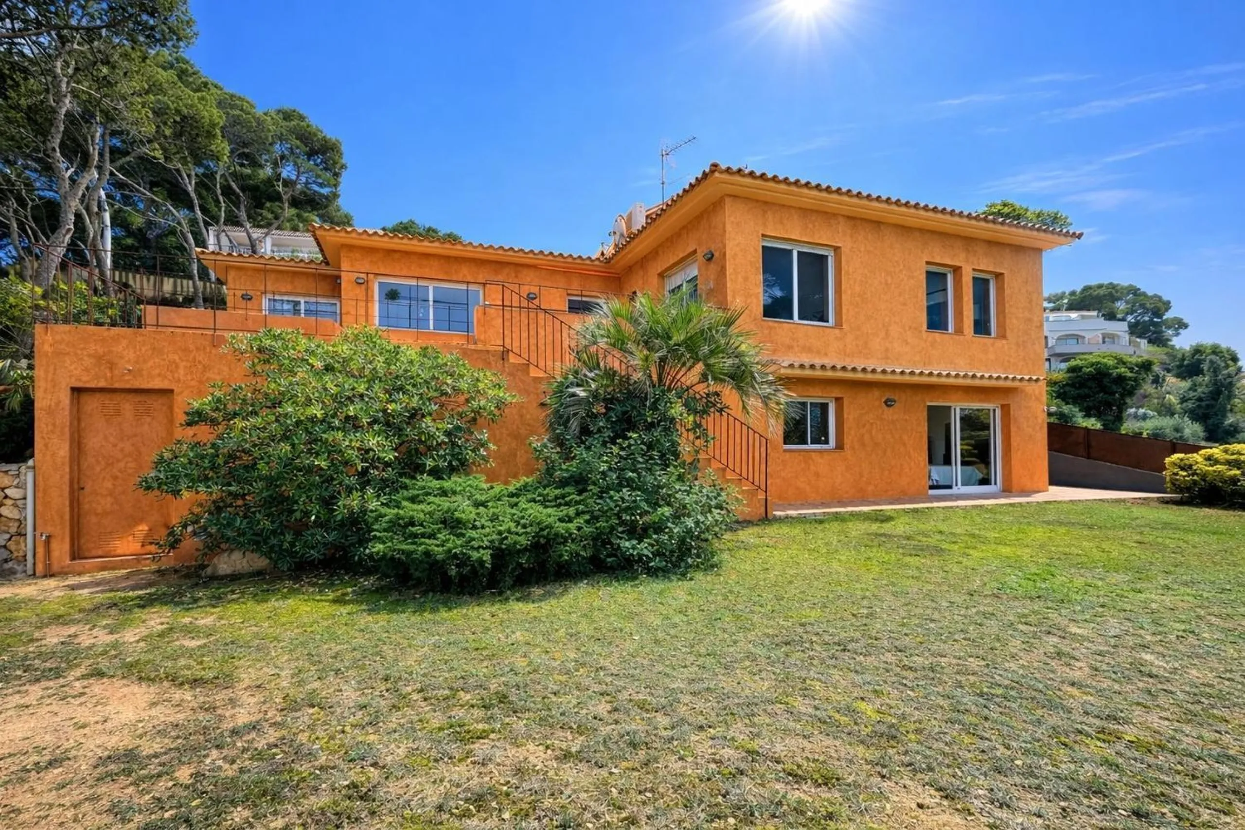 Detached frontline sea villa between Pals and Begur, Costa Brava