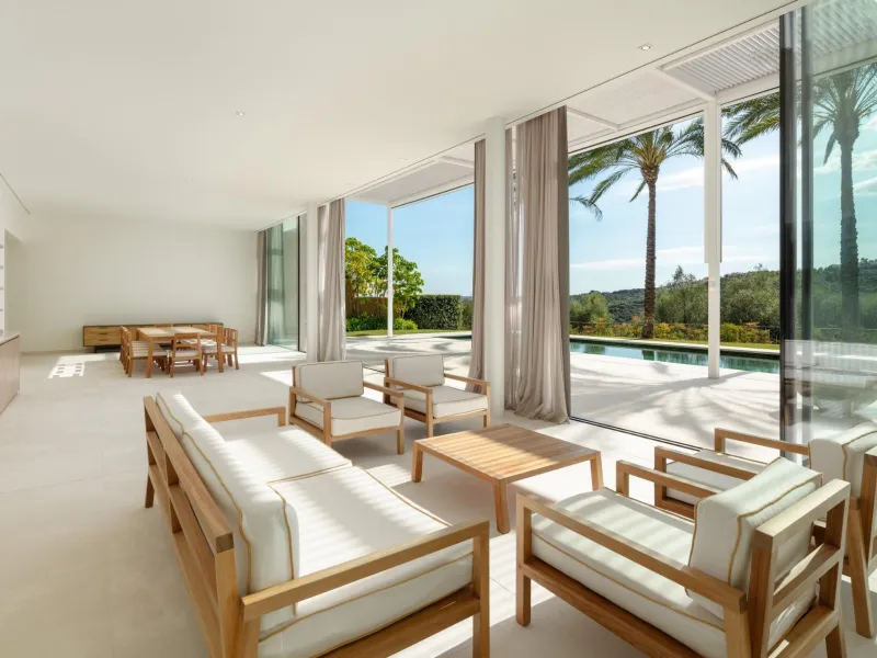 NEW BUILD EXCLUSIVE LUXURY VILLA AT FINCA CORTESÍN, CASARES& & This astonishing villa is the embodiment of luxury golfside living. Meticulously designed by the esteemed architects Vicens &amp; Romans, this opulent residence showcases an unrivalled a