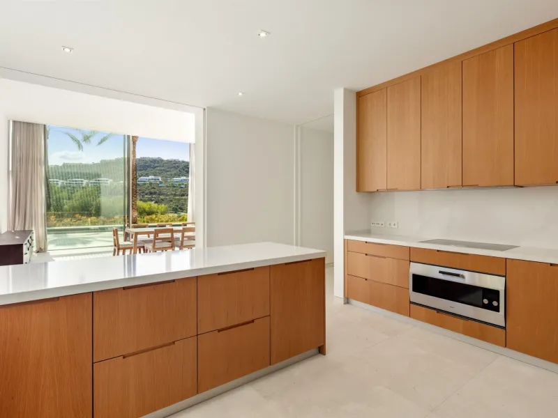 NEW BUILD EXCLUSIVE LUXURY VILLA AT FINCA CORTESÍN, CASARES& & This astonishing villa is the embodiment of luxury golfside living. Meticulously designed by the esteemed architects Vicens &amp; Romans, this opulent residence showcases an unrivalled a