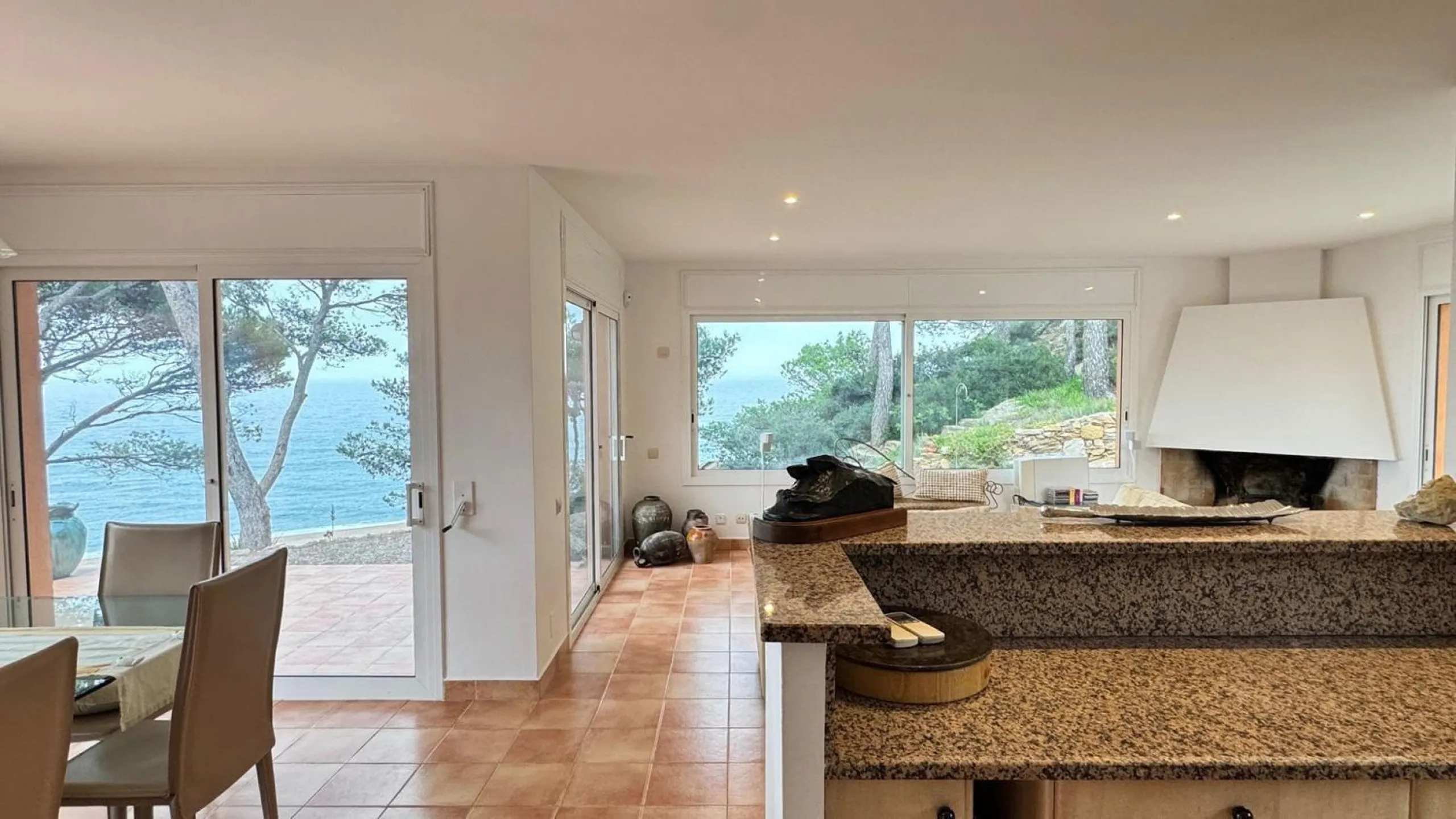 Detached frontline sea villa between Pals and Begur, Costa Brava