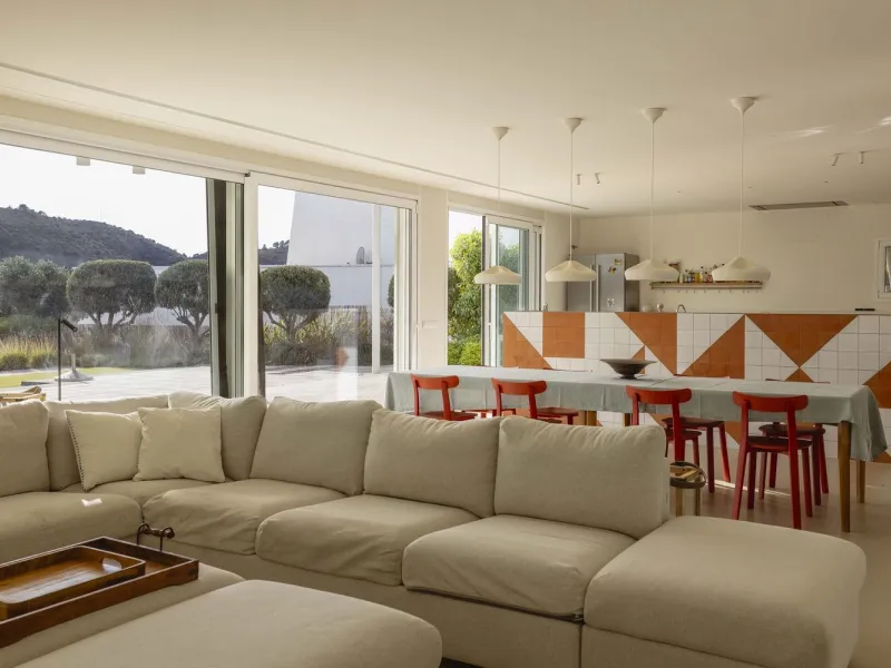 Villa exclusiva y moderna con acceso al mar en Costa Brava