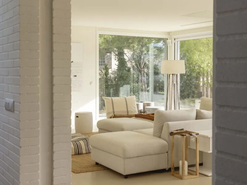 Villa exclusiva y moderna con acceso al mar en Costa Brava