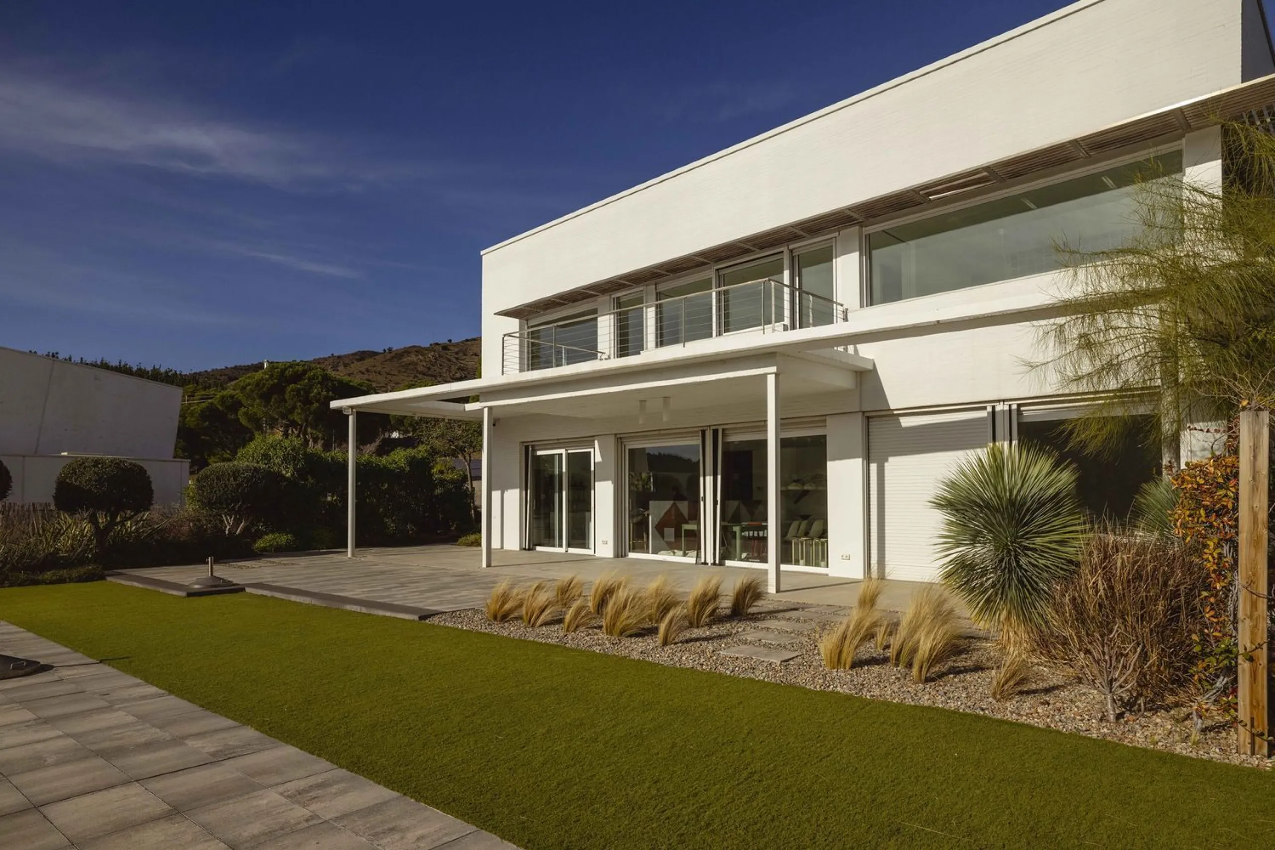 Villa exclusiva y moderna con acceso al mar en Costa Brava