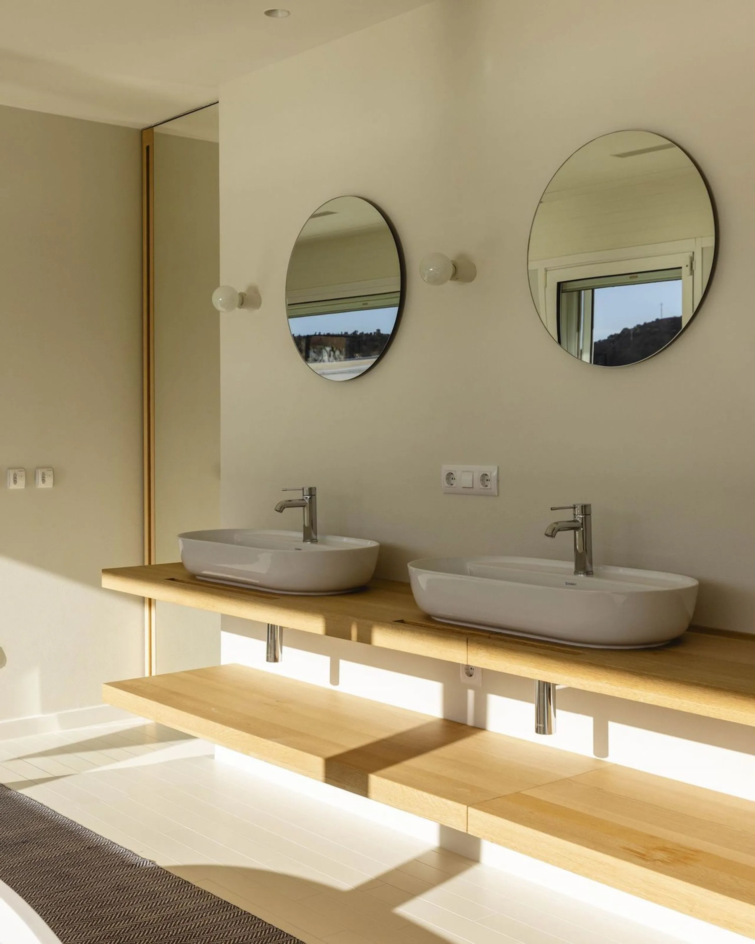 Villa exclusiva y moderna con acceso al mar en Costa Brava