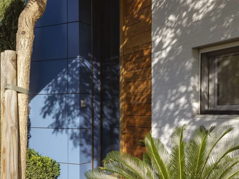Villa exclusiva y moderna con acceso al mar en Costa Brava