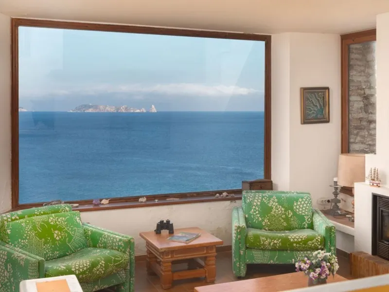 Exclusive villa with sea views in Sa Riera, Begur