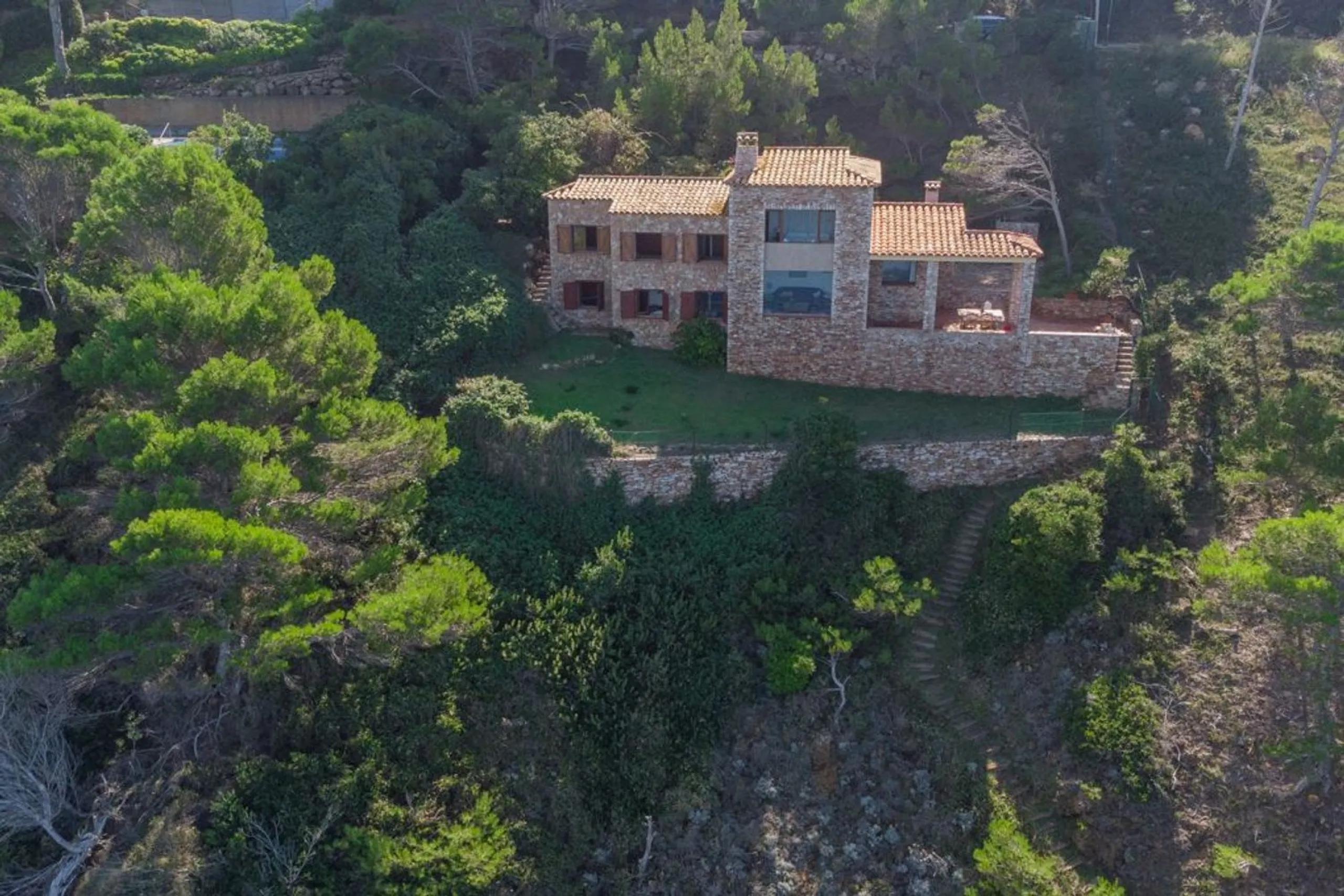 Exclusive villa with sea views in Sa Riera, Begur