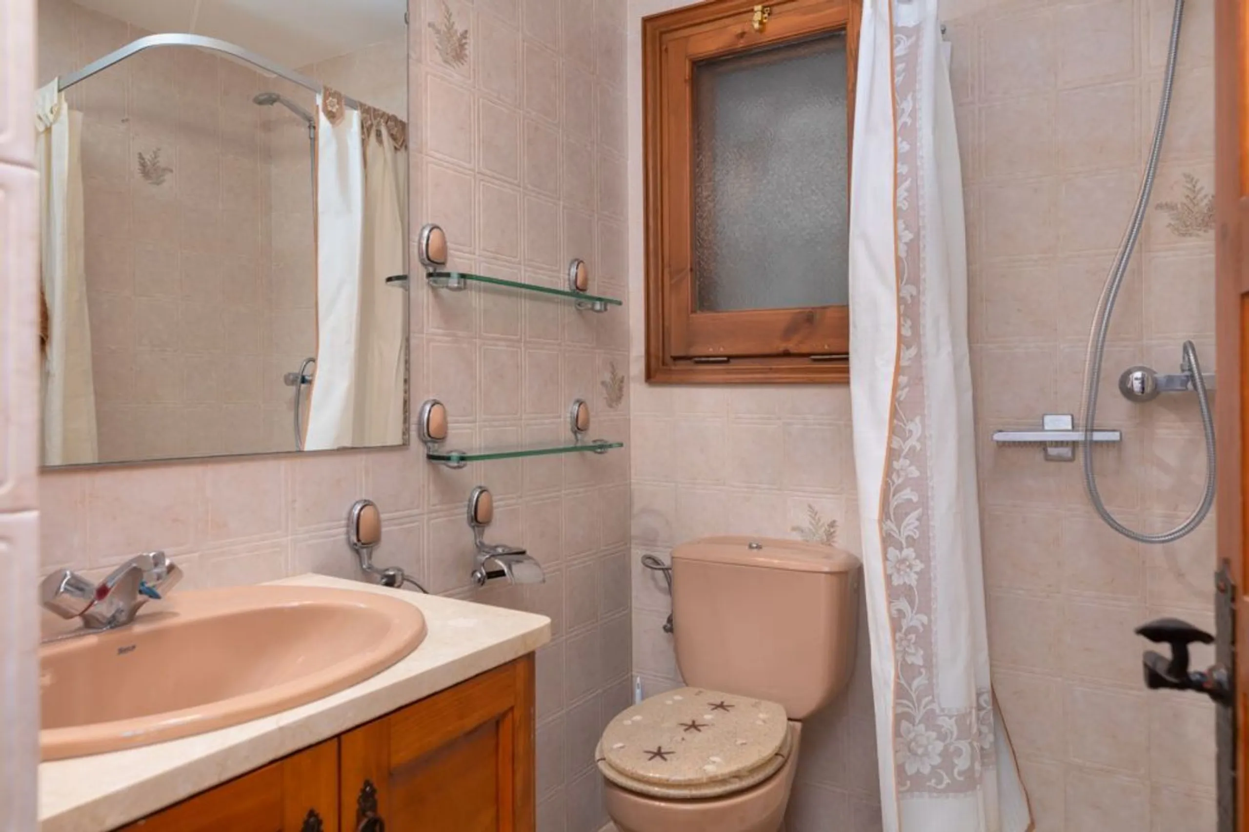 Exclusive villa with sea views in Sa Riera, Begur