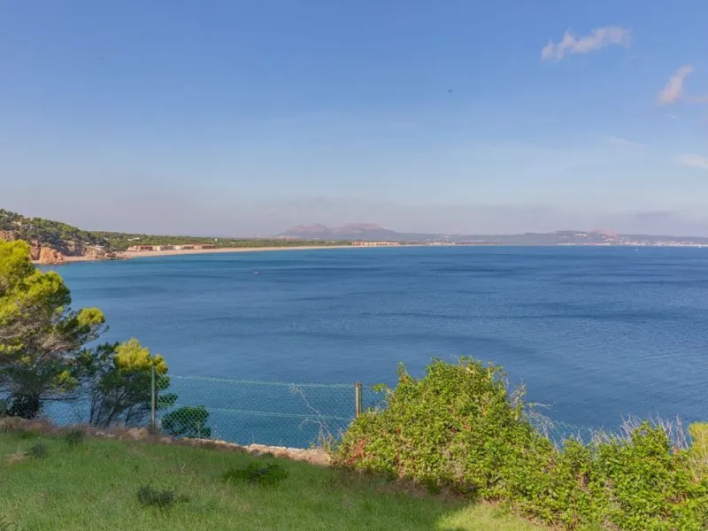 Exclusive villa with sea views in Sa Riera, Begur