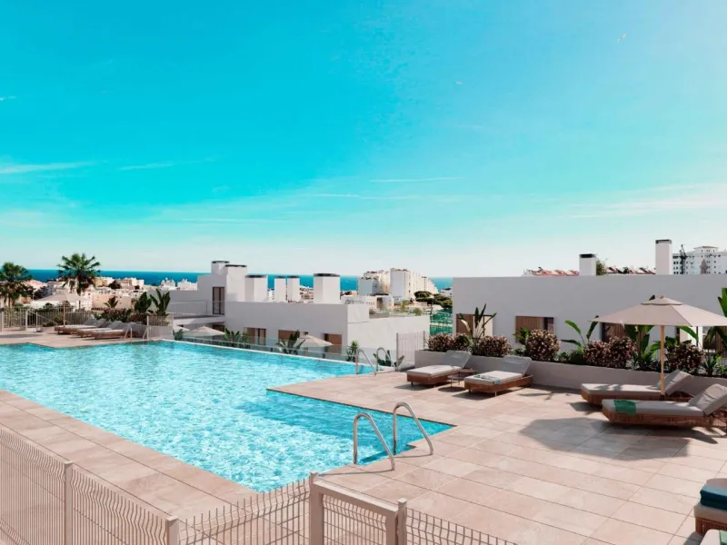 NEW BUILD RESIDENTIAL COMPLEX IN ESTEPONA& & This luxury community boasts superb facilities that will ensure owning a property here will be an investment that can only appreciate throughout the years. With a fully equipped gym and wellness area, bot