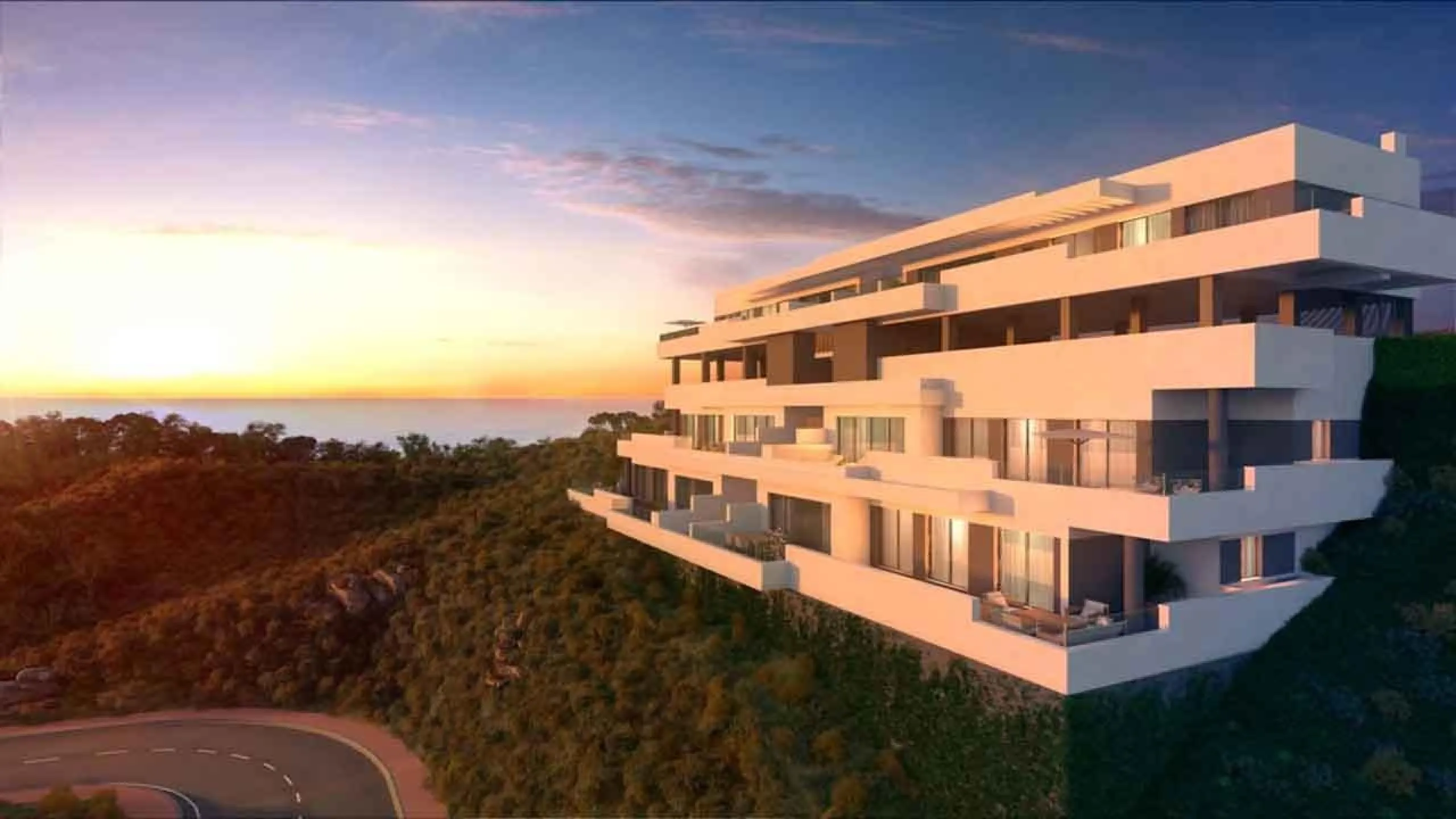 NEW BUILD RESIDENTIAL COMPLEX IN LAS LAGUNAS DE MIJAS& & New Build residential complex with the sea views consists of a total of 82 properties to be built in 2 phases. & Phase 1 corresponds to blocks 1 to 5, with 50 units; and phase 2, blocks 6 a