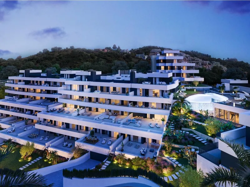 NEW BUILD RESIDENTIAL COMPLEX NEAR MARBELLA& & New Build unique residential complex of 39 apartments and duplexes with 2, 3 and 4 bedrooms located in Marbella, in a privileged area of Altos de Los Monteros.& & Nature, dreamlike views, tranquil