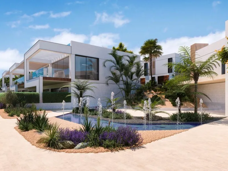 NEW BUILD TOWNOUSES NEAR MIJAS ON THE GOLF RESORT& & Luxury New Build residential of 58 incredible 2 and 3 bedroom townhouses to be built to the highest specification overlooking the renowned La Cala Resort Golf course. Reaching the pinnacle of cont