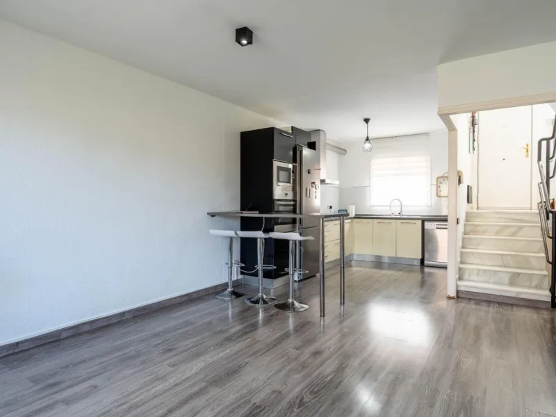 Townhouse with Sea View in Les Botigues de Sitges, Barcelona