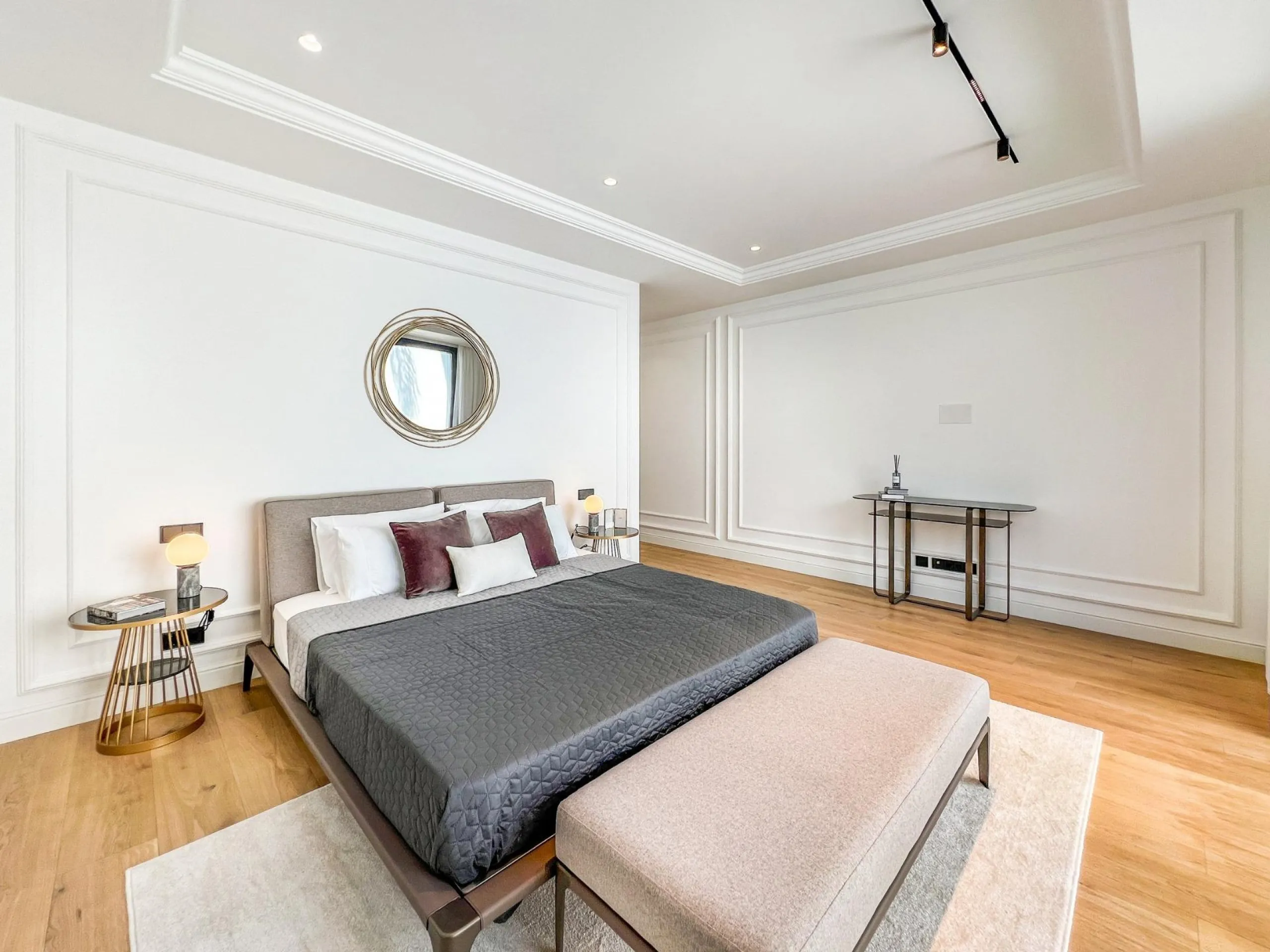 New Luxury Villas with Sea Views in Lomas de Marbella Club