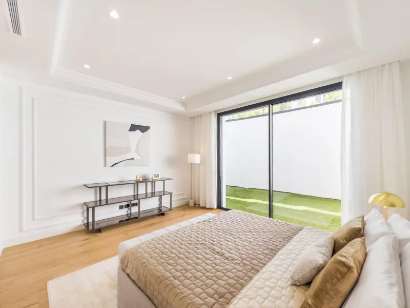 New Luxury Villas with Sea Views in Lomas de Marbella Club