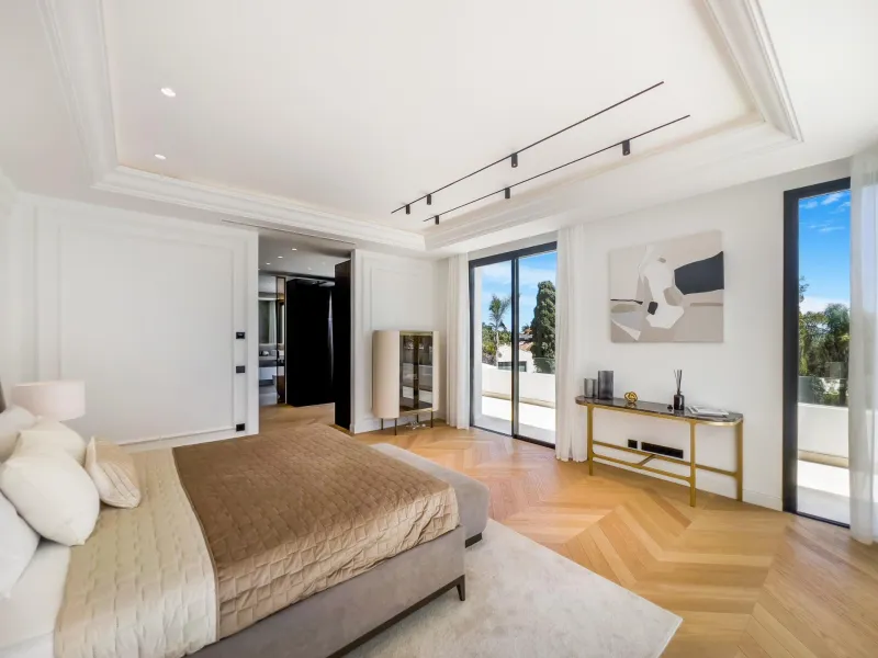 New Luxury Villas with Sea Views in Lomas de Marbella Club
