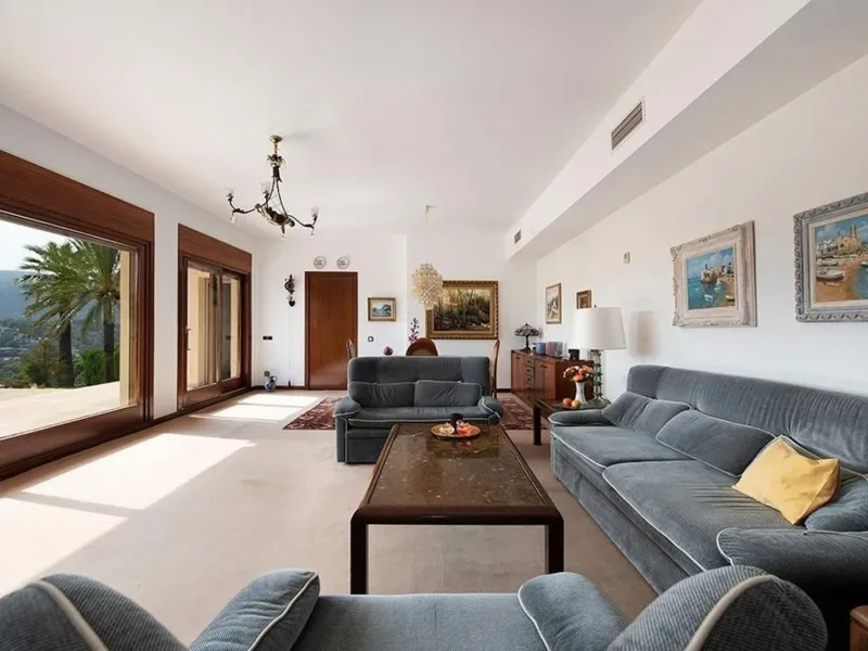 Casa exclusiva y privada con vistas panorámicas en Bellamar, Castelldefels