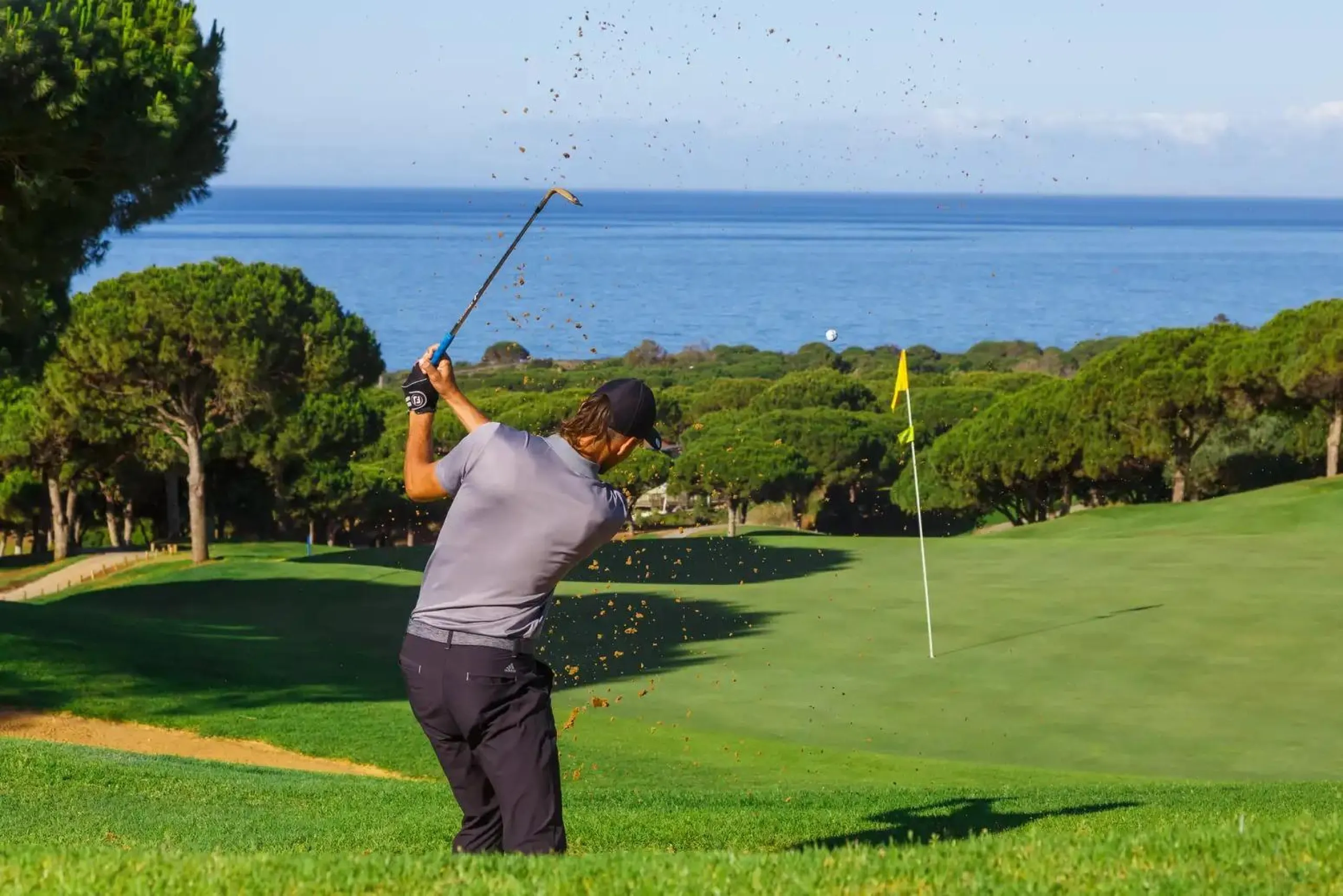 & Luxury Living in Cabopino, Marbella: Exclusive Apartments with Unmatched Amenities& & Prime Location in Cabopino, Marbella’s Hidden Gem.& & This luxurious complex is located in Cabopino, Marbella, an area renowned for its tranquil atmosph